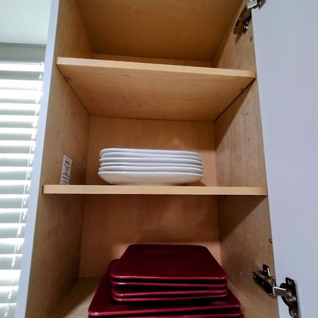 Cheerful 3-Bedroom Home /Ac+ Free Parking North Miami Beach Eksteriør bilde