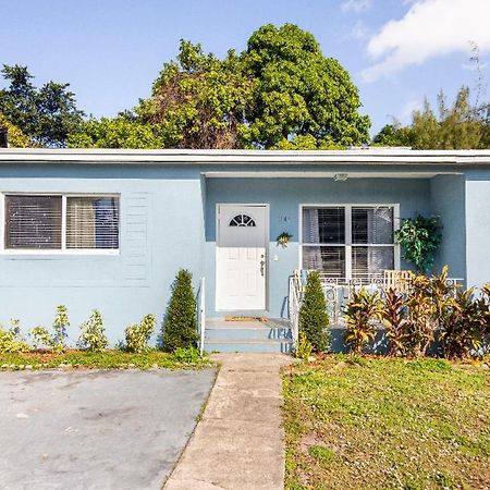 Cheerful 3-Bedroom Home /Ac+ Free Parking North Miami Beach Eksteriør bilde