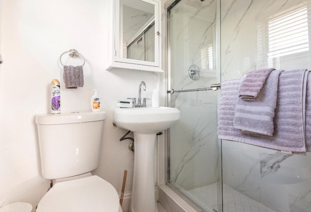 Cheerful 3-Bedroom Home /Ac+ Free Parking North Miami Beach Eksteriør bilde